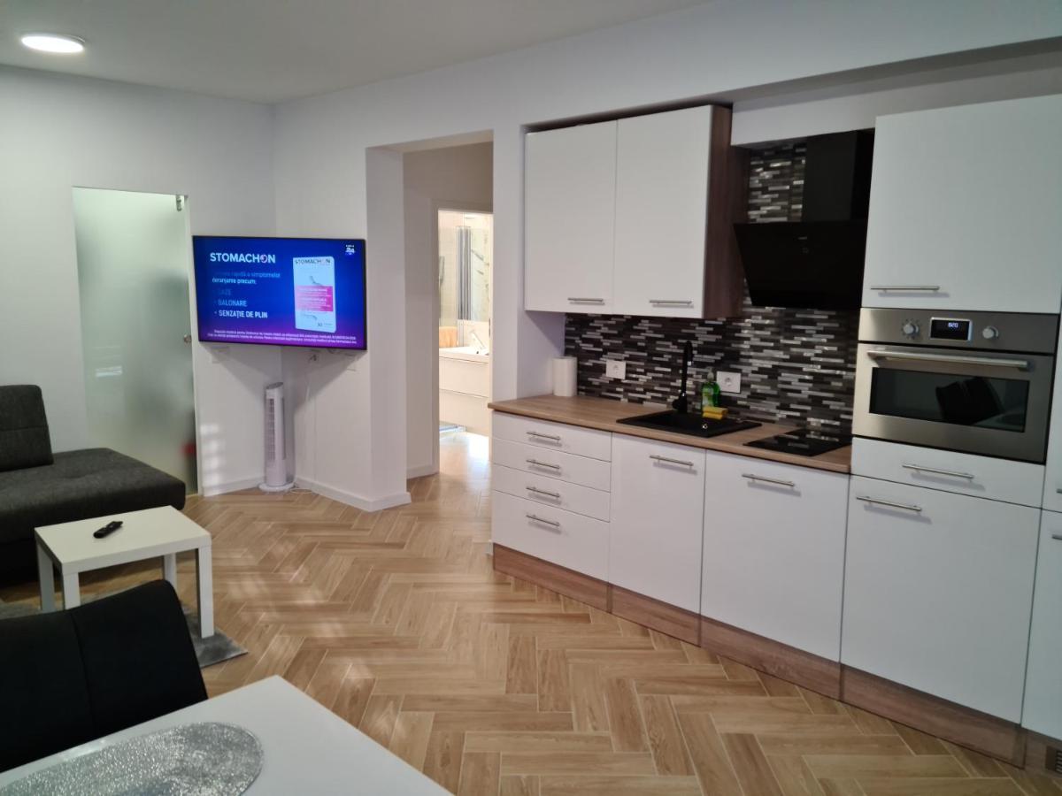 Apartamento Apartament In Complex Rezidential In Oradea Exterior foto