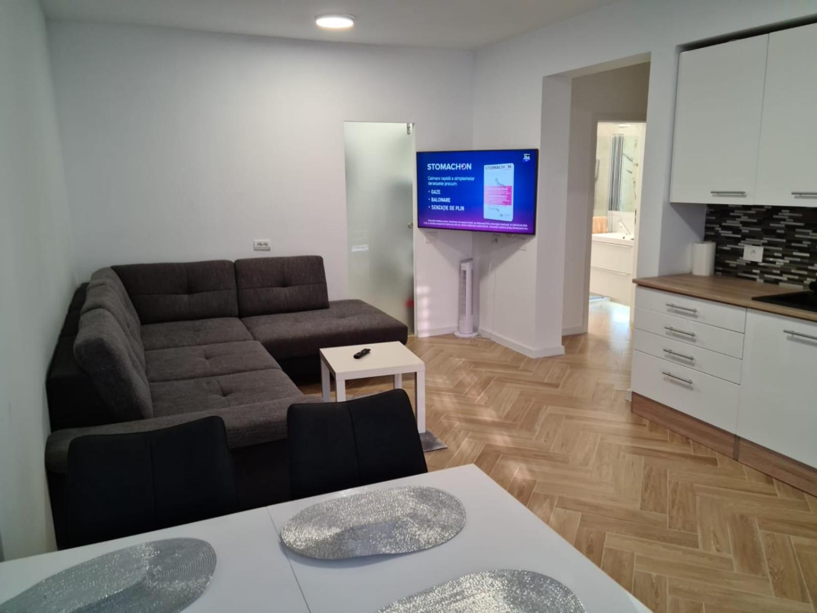 Apartamento Apartament In Complex Rezidential In Oradea Exterior foto